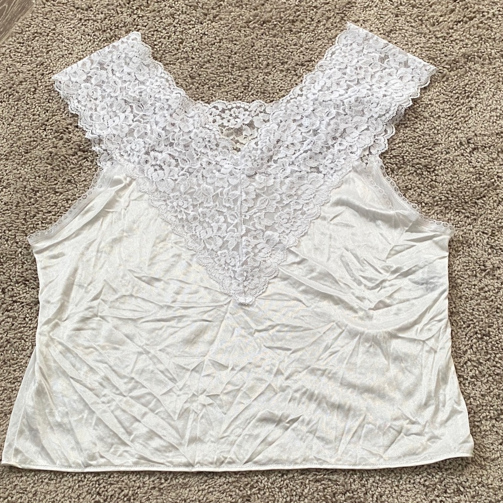 METROPOLITAN LACE CAMISOLE